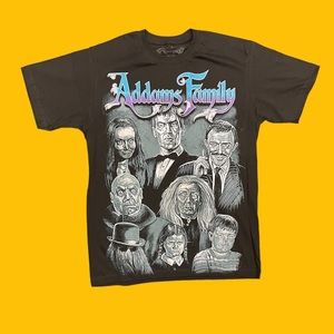 Adams family graphic tshirt
